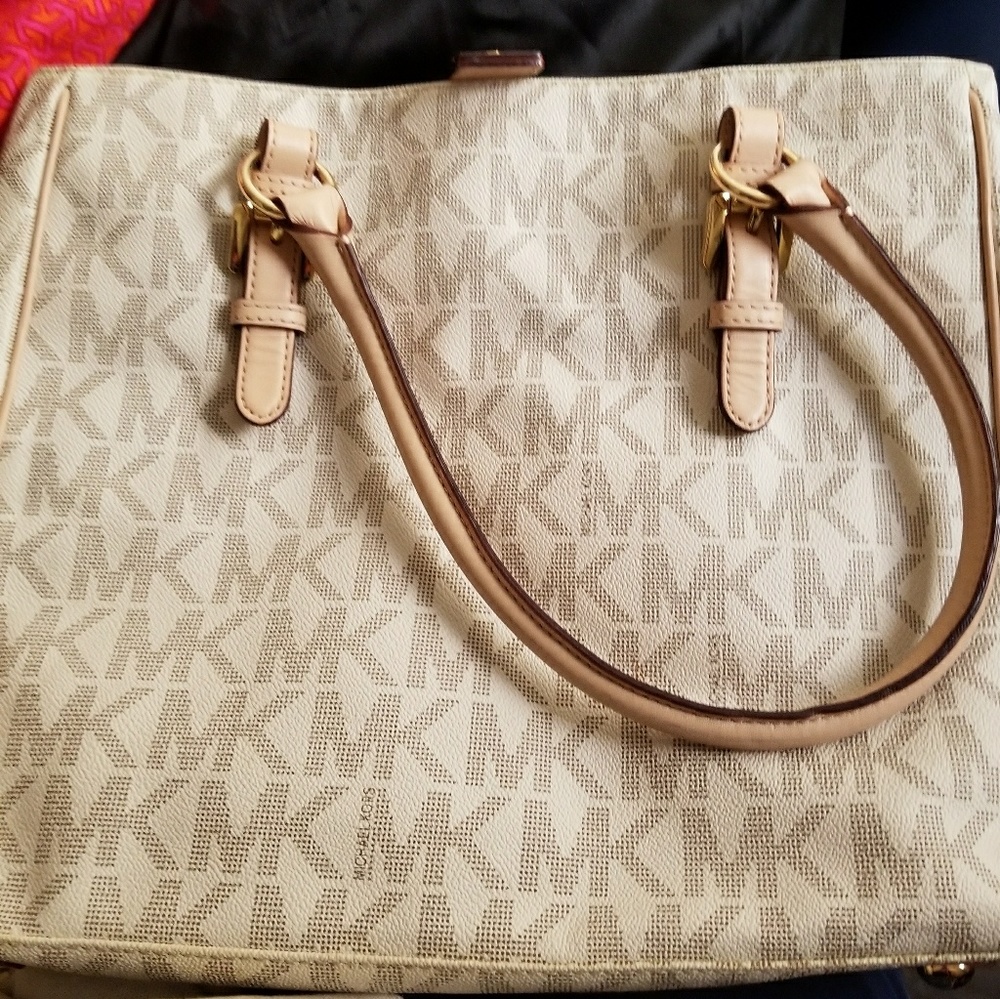 Michael Kors tote